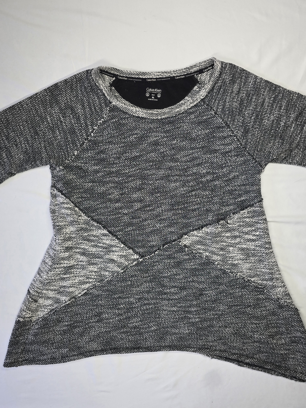 Calvin Klein Performance Marled Colorblock Asymmetrical Hem Top XL